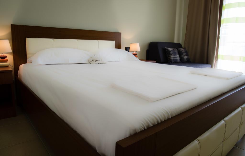 Ipsario Garden Hotel سكالا بوتامياس الغرفة الصورة
